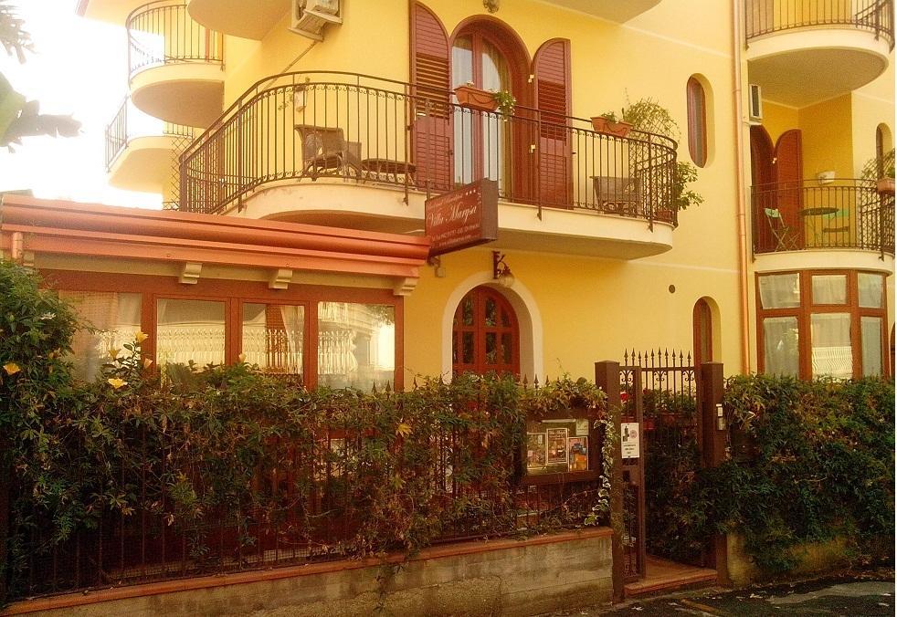 Villa Marysa Studio Apartment Giardini Naxos Exterior foto