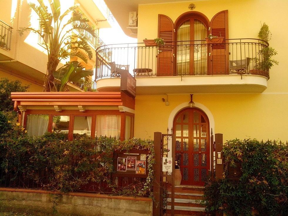 Villa Marysa Studio Apartment Giardini Naxos Exterior foto