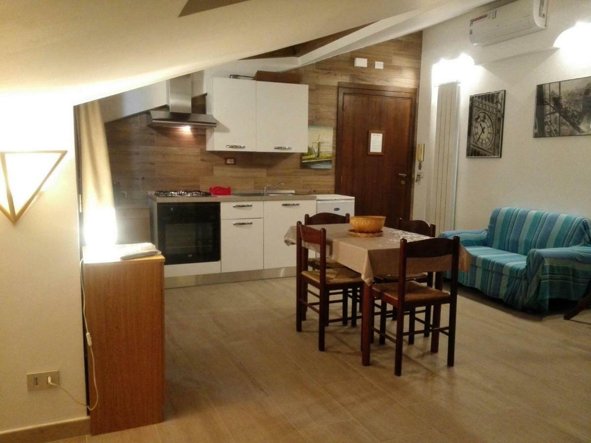 Villa Marysa Studio Apartment Giardini Naxos Exterior foto