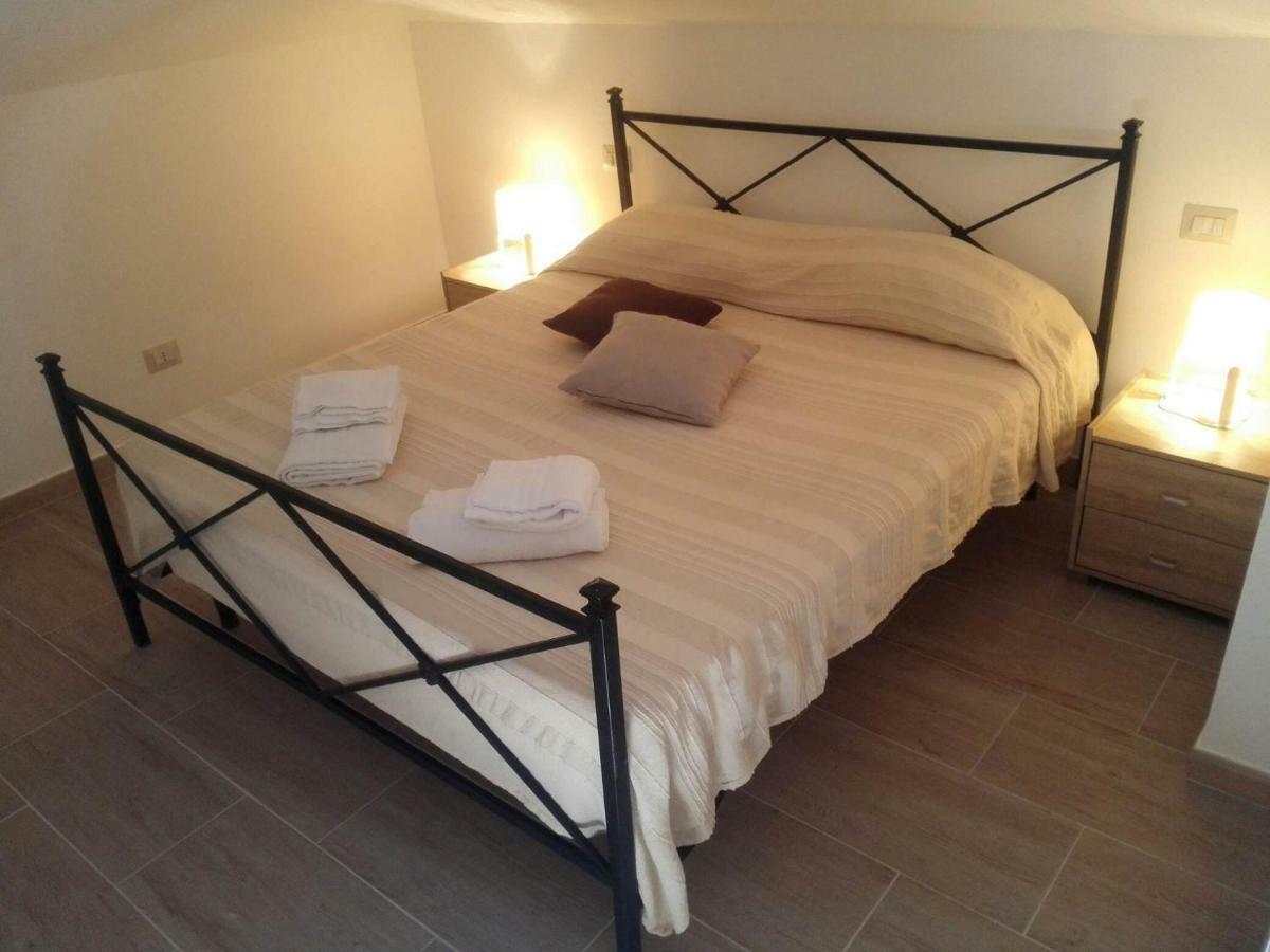 Villa Marysa Studio Apartment Giardini Naxos Exterior foto